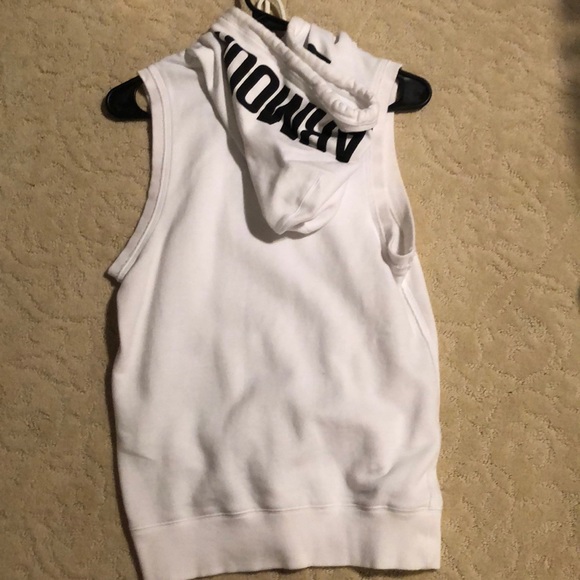 Under Armour women’s tank top - Picture 4 of 4